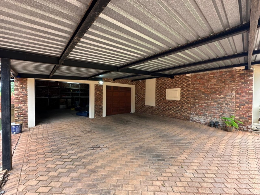 4 Bedroom Property for Sale in Doringkruin North West